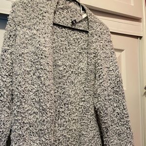 Kensie black & white cardigan